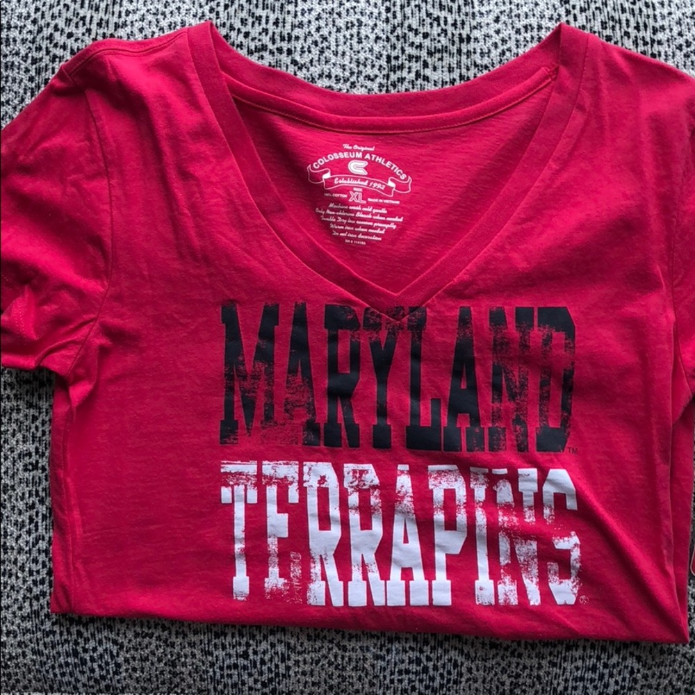 Univ of MD Ladies V-Neck Tee; XL